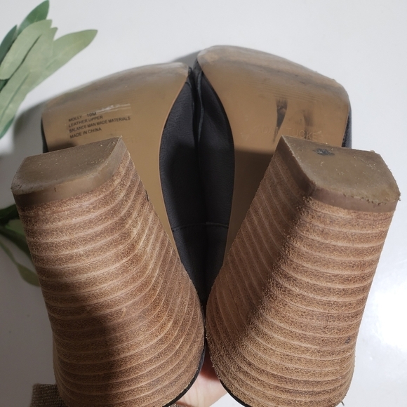 Adam Tucker Block Heel Perforated Leather Sandals Black Peep Toe - Picture 7 of 8